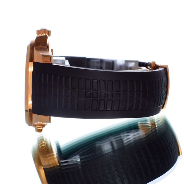 Patek Philippe Aquanaut 5164R-001